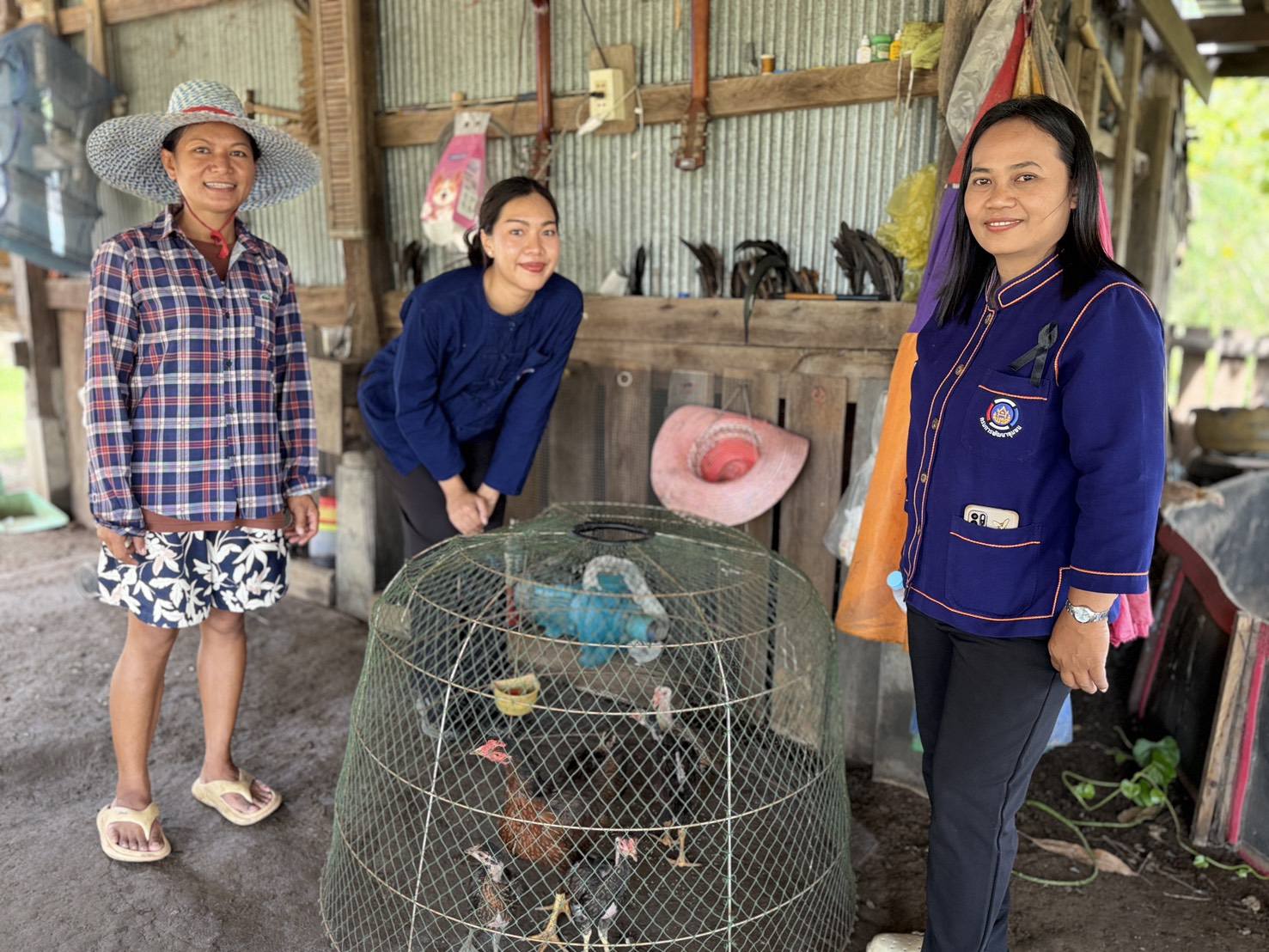 พช.ประโคนชัย พร้อมทำ!– "ติดตามครัวเรือนตามโครงการแก้ไขปัญหาความยากจน (กข.คจ.) ม.7 ตำบลโคกย่าง”