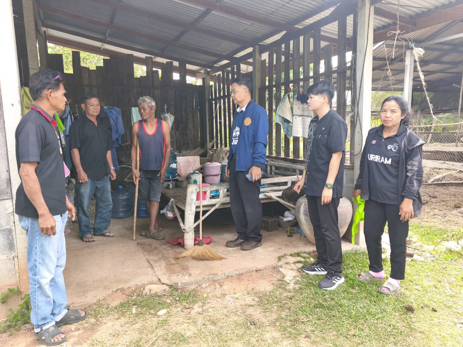 พช.ประโคนชัย พร้อมทำ!–“เยี่ยมผู้ประสบปัญหาความเดือดร้อนในพื้นที่ตำบลโคกม้า”