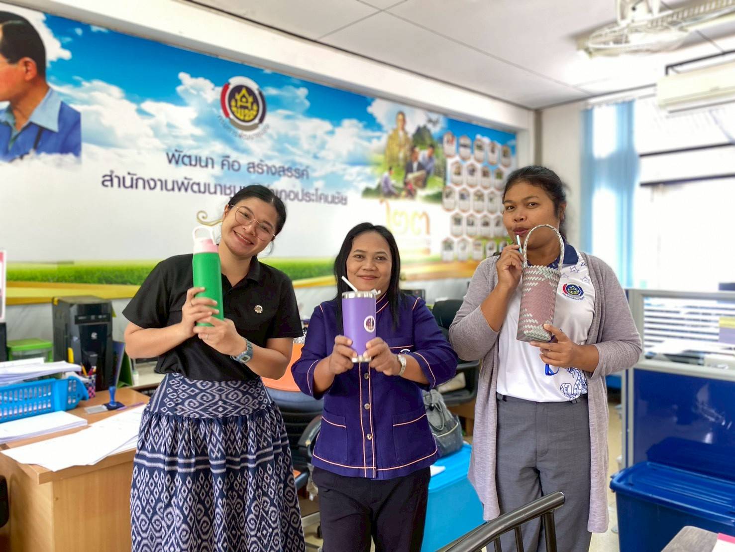 พช.บุรีรัมย์ - CDD Prakonchai : GROWTH TEAM PRAKONCHAI Plus  พช.ประโคนชัย พร้อมทำพลัส– " ลดการใช้โฟมและพลาสติก ภายใต้โครงการ พช.ประโคนชัยใสสะอาด"