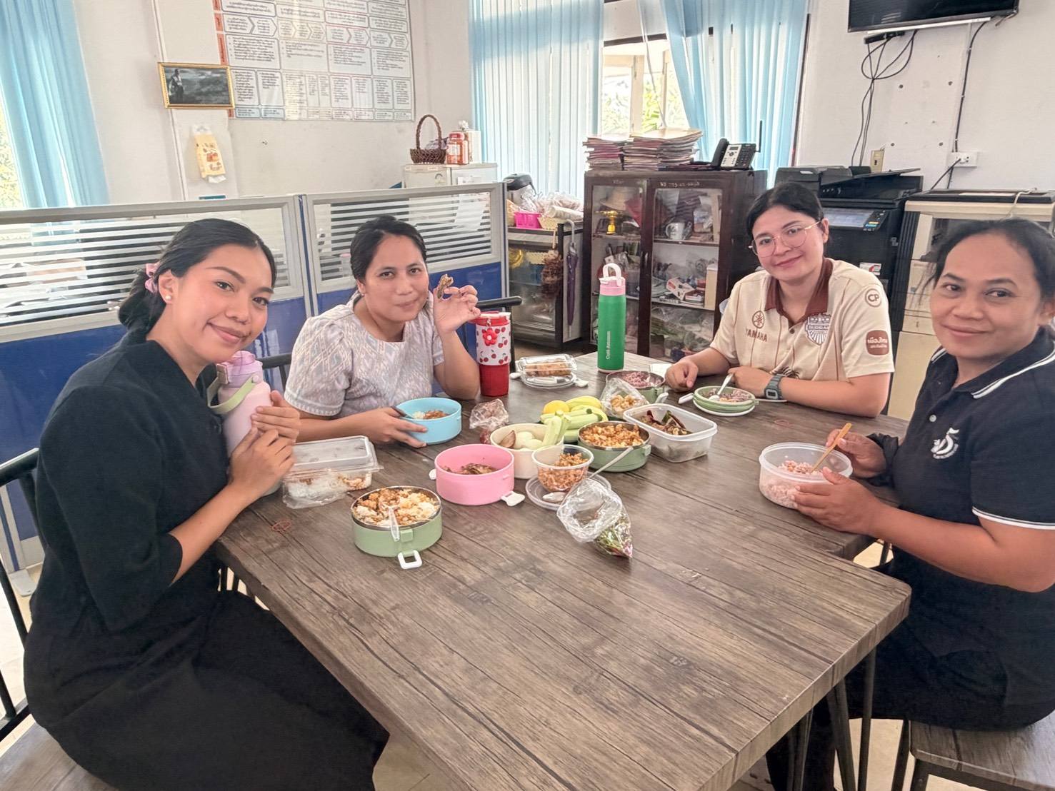 พช.บุรีรัมย์ - CDD Prakonchai : GROWTH TEAM PRAKONCHAI  พช.ประโคนชัย พร้อมทำ!–“ปิ่นโต ความสุข"