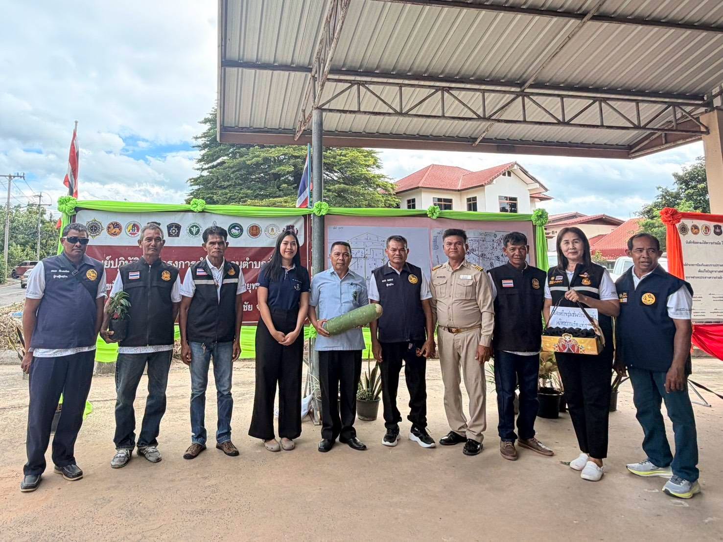 พช.บุรีรัมย์ - CDD Prakhonchai : GROWTH TEAM PRAKHONCHAI  พช.ประโคนชัย พร้อมทำพลัส :ร่วมโครงการดำเนินงานตำบลยั่งยืน เพื่อแก้ไขปัญหายาเสพติดแบบครบวงจร ตามยุทธศาสตร์ชาติ